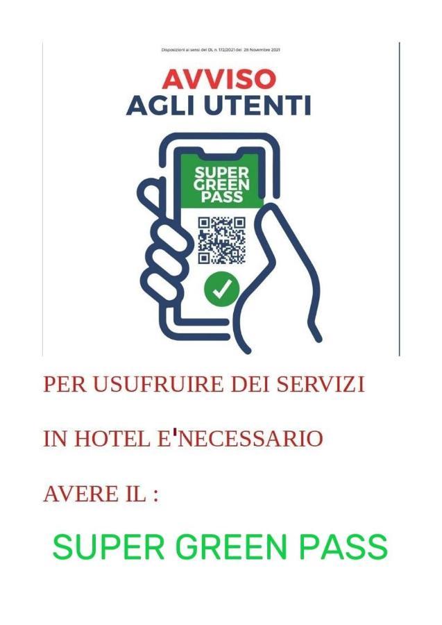 Hotel La Milanese Pietra Ligure Esterno foto