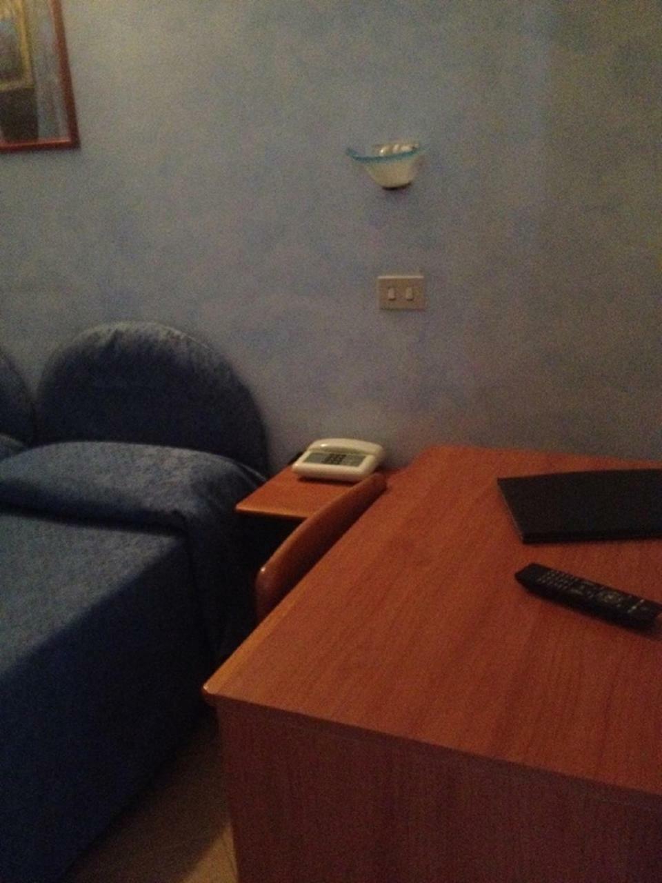 Hotel La Milanese Pietra Ligure Esterno foto
